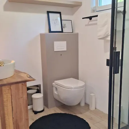 Mit 180° Meerblick Dobreć