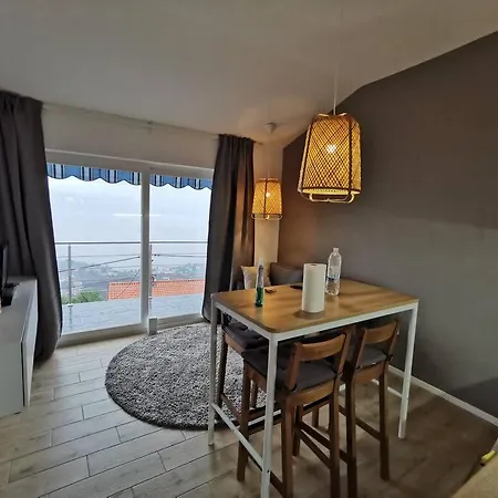 Mit 180° Meerblick דירה *