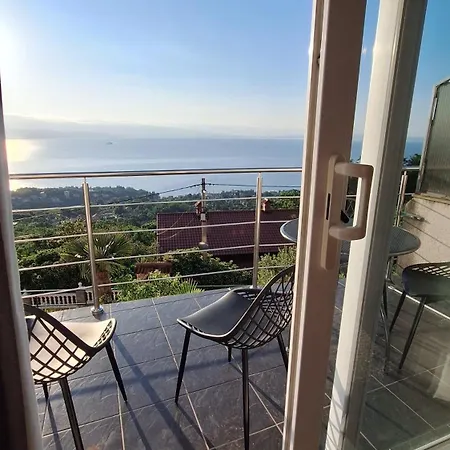 Mit 180° Meerblick *