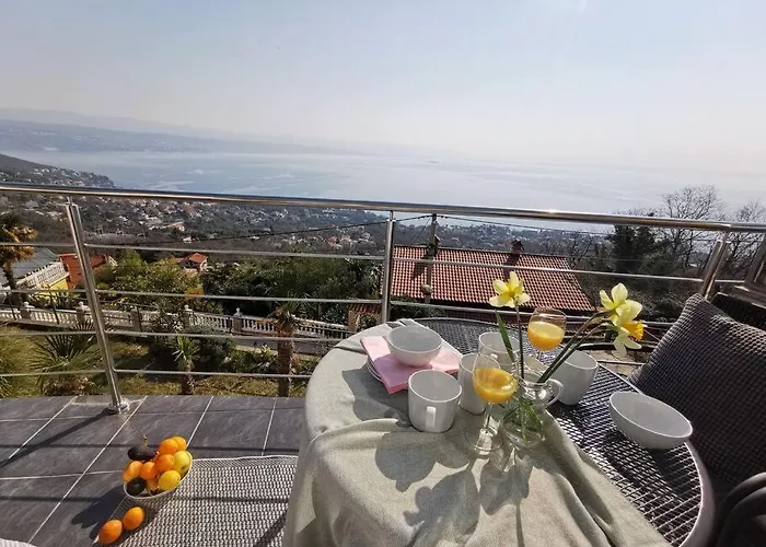 Lejlighed Mit 180° Meerblick Dobreć