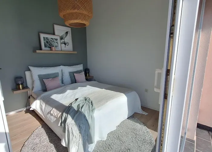 Mit 180° Meerblick Lejlighed Dobreć